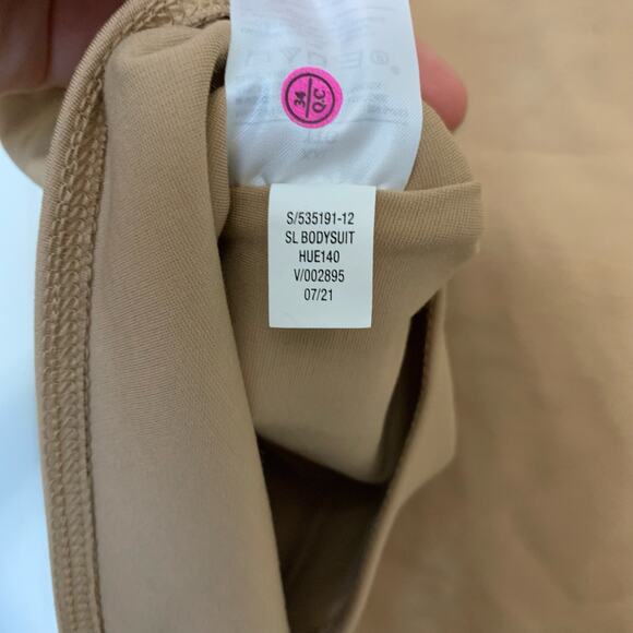 New Neutral Tan Banana Republic Bodysuit Size XL - Picture 5 of 6